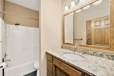 4915 Rose Creek Parkway S, Fargo, ND 58104 - Photo 9