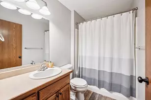 3415 Cambridge Pl, River Falls, WI 54022 - Photo 23