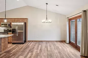 3415 Cambridge Pl, River Falls, WI 54022 - Photo 11