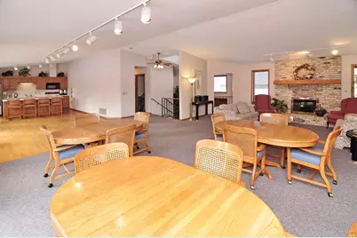 491 Sterling Street S, Maplewood, MN 55119 - Photo 39