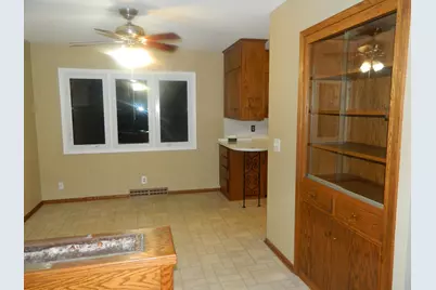 209 Valley High Road, Burnsville, MN 55337 - Photo 5