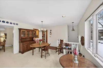 2218 Mount View Avenue, Minneapolis, MN 55405 - Photo 9