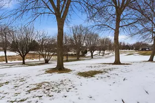 706 24th St SE, Willmar, MN 56201 - Photo 27