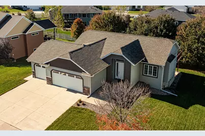 2743 Pinewood Ridge Drive SE, Rochester, MN 55904 - Photo 27