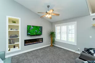 2743 Pinewood Ridge Dr SE, Rochester, MN 55904 - Photo 5