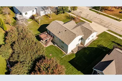 2743 Pinewood Ridge Drive SE, Rochester, MN 55904 - Photo 33