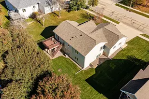 2743 Pinewood Ridge Dr SE, Rochester, MN 55904 - Photo 33