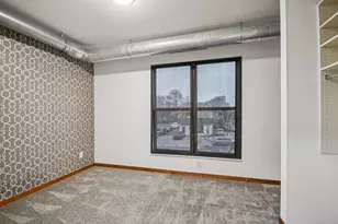 15 E Franklin Ave, Minneapolis, MN 55404 - Photo 13