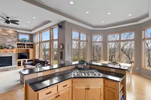 19099 Highview Ct, Prior Lake, MN 55372 - Photo 9