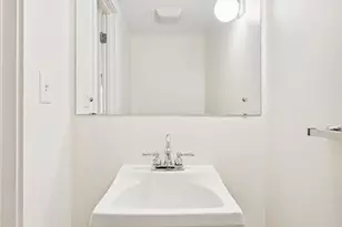 6381 Barrie Rd, Edina, MN 55435 - Photo 17