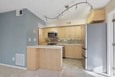 1261 Cleveland Avenue N #2A, Saint Paul, MN 55108 - Photo 5