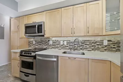1261 Cleveland Avenue N #2A, Saint Paul, MN 55108 - Photo 3