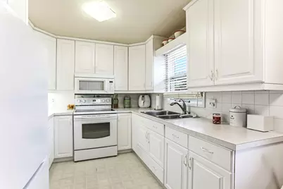 209 13th Street NE, Owatonna, MN 55060 - Photo 11