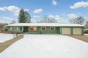 209 13th St NE, Owatonna, MN 55060 - Photo 1