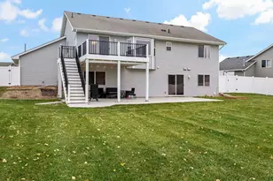 981 Farmers Rdg Trl, Belle Plaine, MN 56011 - Photo 7