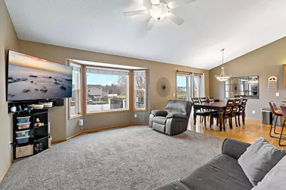 981 Farmers Ridge Trail, Belle Plaine, MN 56011 - Photo 15