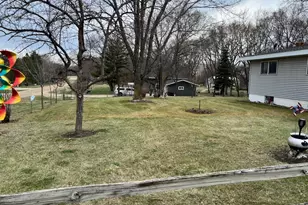 8042 Meades Addn Dr SE, Alexandria, MN 56308 - Photo 3