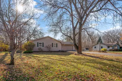 12035 45th Avenue N, Plymouth, MN 55442 - Photo 3