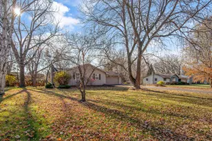 12035 45th Ave N, Plymouth, MN 55442 - Photo 43