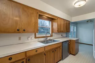 835 Westwood Dr, Faribault, MN 55021 - Photo 9