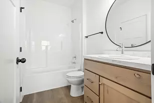 2515 38th Ave S, Moorhead, MN 56560 - Photo 13