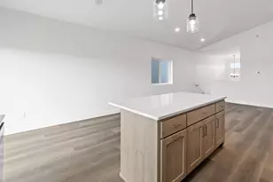 2515 38th Ave S, Moorhead, MN 56560 - Photo 9