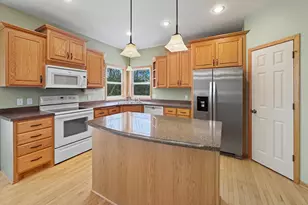 969 Kelly St, Lino Lakes, MN 55014 - Photo 9