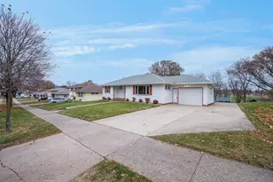 847 S Hampton St, Fairmont, MN 56031 - Photo 35