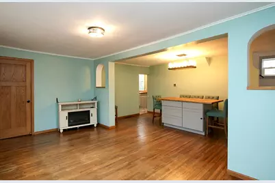 528 S Holcombe Avenue, Litchfield, MN 55355 - Photo 7