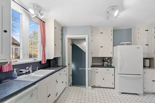 2600 Victory Memorial Dr, Minneapolis, MN 55412 - Photo 9