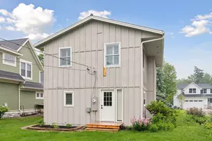 129 Chicago Ave N, Wayzata, MN 55391 - Photo 25