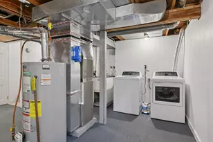 129 Chicago Ave N, Wayzata, MN 55391 - Photo 23