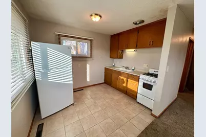 303 6th Avenue SW, Stewartville, MN 55976 - Photo 7