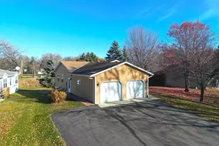 210 Knollwood Street W, Annandale, MN 55302 - Photo 35