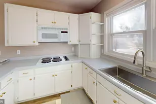 210 Knollwood Street W, Annandale, MN 55302 - Photo 7