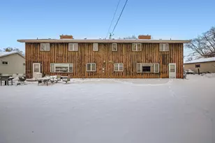 1745 Duluth St, Maplewood, MN 55109 - Photo 25