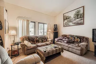 1745 Duluth St, Maplewood, MN 55109 - Photo 7
