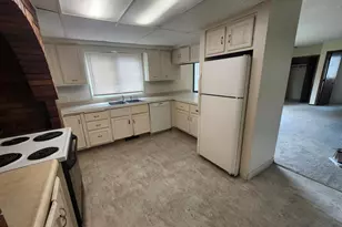 1745 Duluth St, Maplewood, MN 55109 - Photo 31