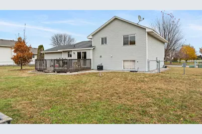 504 S Maple Street, Belle Plaine, MN 56011 - Photo 37