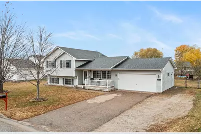 504 S Maple Street, Belle Plaine, MN 56011 - Photo 5