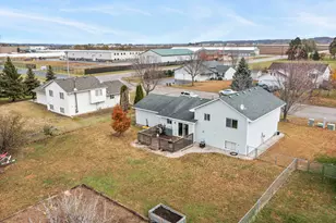 504 S Maple St, Belle Plaine, MN 56011 - Photo 45