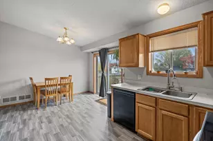 504 S Maple St, Belle Plaine, MN 56011 - Photo 15