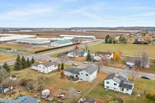 504 S Maple St, Belle Plaine, MN 56011 - Photo 47