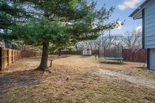 5224 Unity Ct, Crystal, MN 55429 - Photo 23