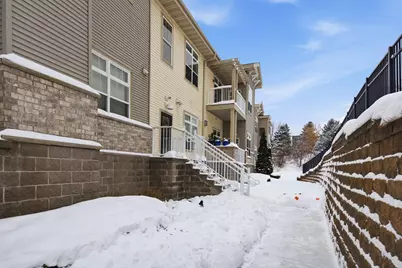 1256 County Road D E #104, Maplewood, MN 55109 - Photo 33