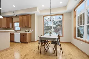 1256 County Rd D E, Maplewood, MN 55109 - Photo 15