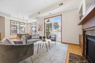 1256 County Rd D E, Maplewood, MN 55109 - Photo 7