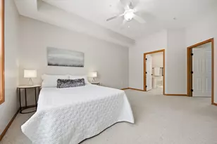 1256 County Rd D E, Maplewood, MN 55109 - Photo 21