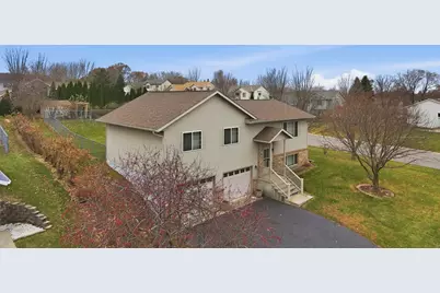 502 Gumtree Street NE, Saint Joseph, MN 56374 - Photo 3