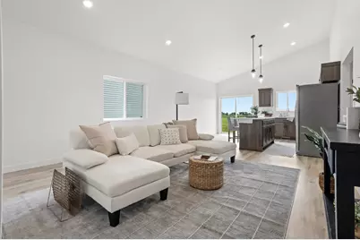 2521 38th Avenue S, Moorhead, MN 56560 - Photo 3